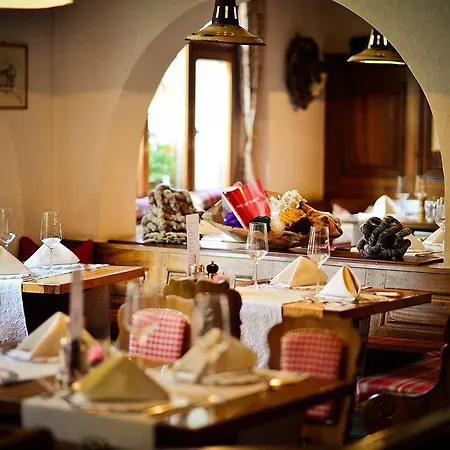 Hotell Daniela 4*