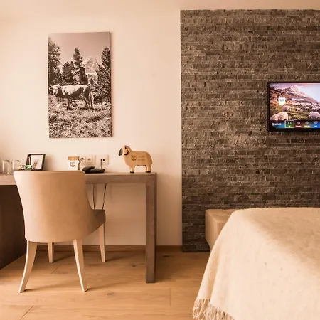 Daniela Hotel 4*