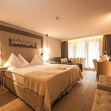 Daniela Hotel 4*