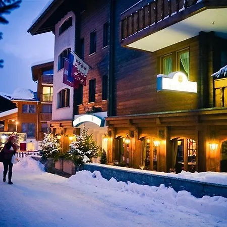Hotel Daniela 4*