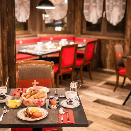 Ξενοδοχείο Daniela 4*