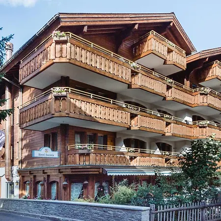 Daniela Hotel 4*
