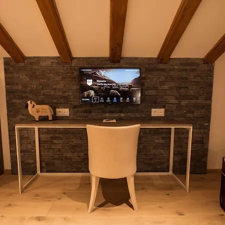 Daniela Ζερμάτ